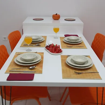 Talia Villalari Villa *