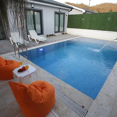 Talia Villalari Villa Fethiye