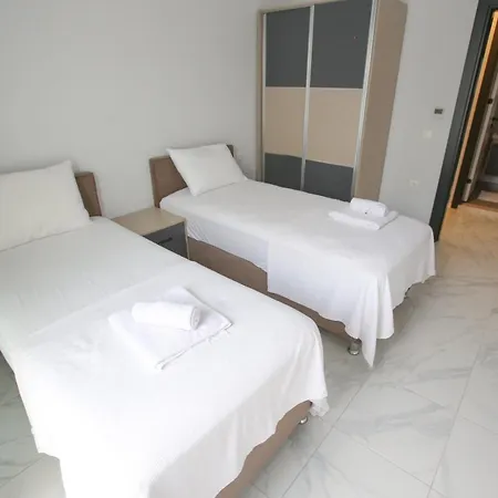 Villa Talia Villalari *