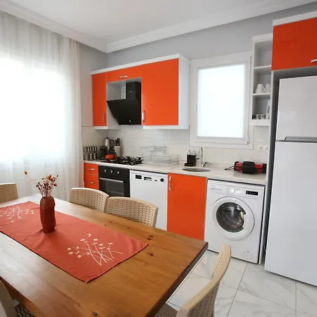 Talia Villalari Villa *