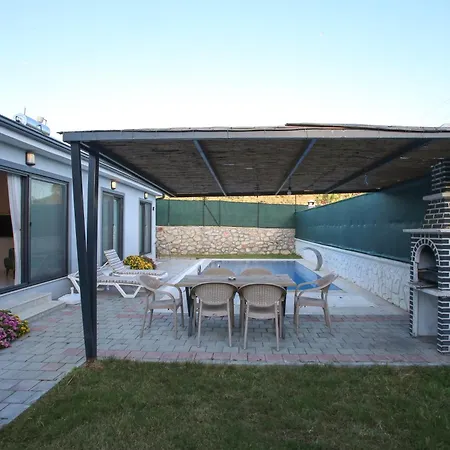 Talia Villalari Fethiye